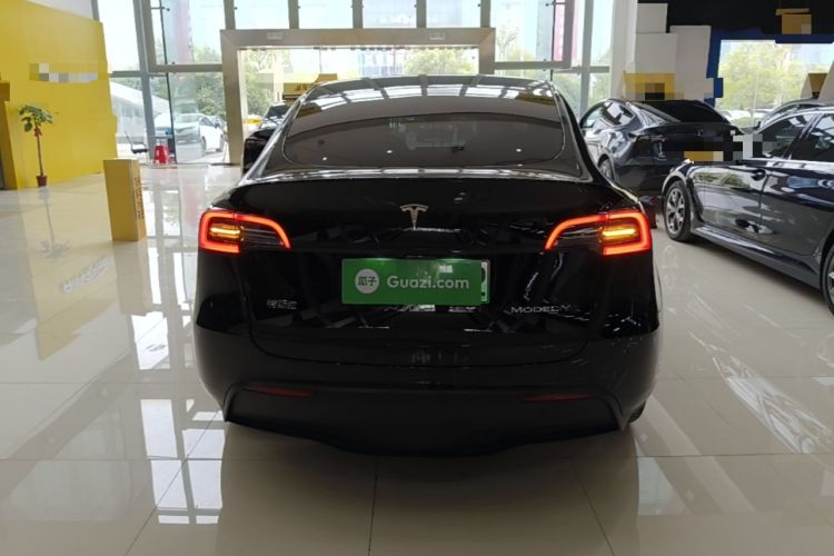 Used Tesla Model Y 2023 Rear-Wheel-Drive Version Rear
