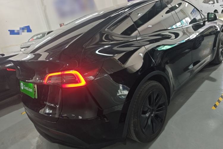 Used Tesla Model Y 2023 Rear-Wheel-Drive Version Rear Right 45 Deg