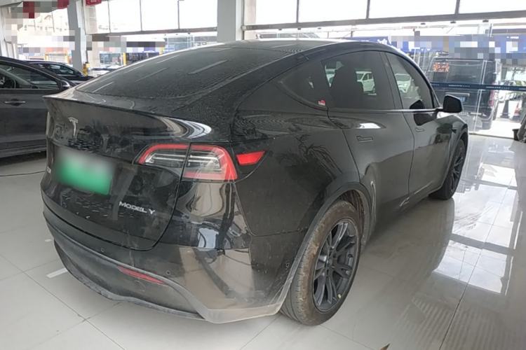 Used Tesla Model Y 2023 Rear-Wheel-Drive Version Rear Right 45 Deg
