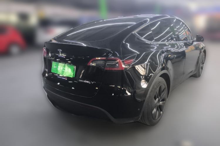 Used Tesla Model Y 2023 Rear-Wheel-Drive Version Rear Right 45 Deg
