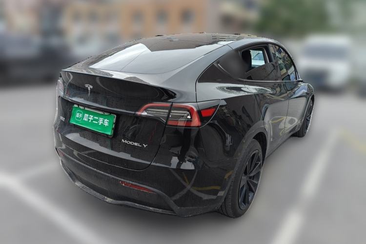 Used Tesla Model Y 2023 Rear-Wheel-Drive Version Rear Right 45 Deg