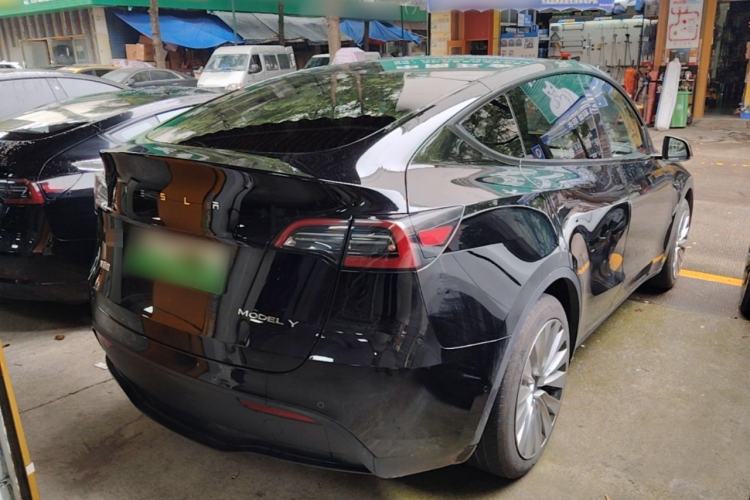 Used Tesla Model Y 2023 Rear-Wheel-Drive Version Rear Right 45 Deg