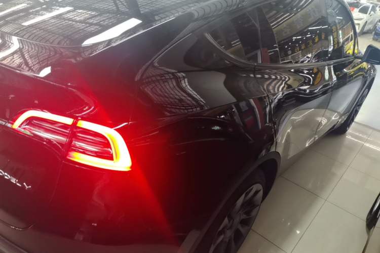 Used Tesla Model Y 2023 Long-Range All-Wheel-Drive Version Rear Right 45 Deg