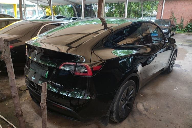 Used Tesla Model Y 2023 Rear-Wheel-Drive Version Rear Right 45 Deg