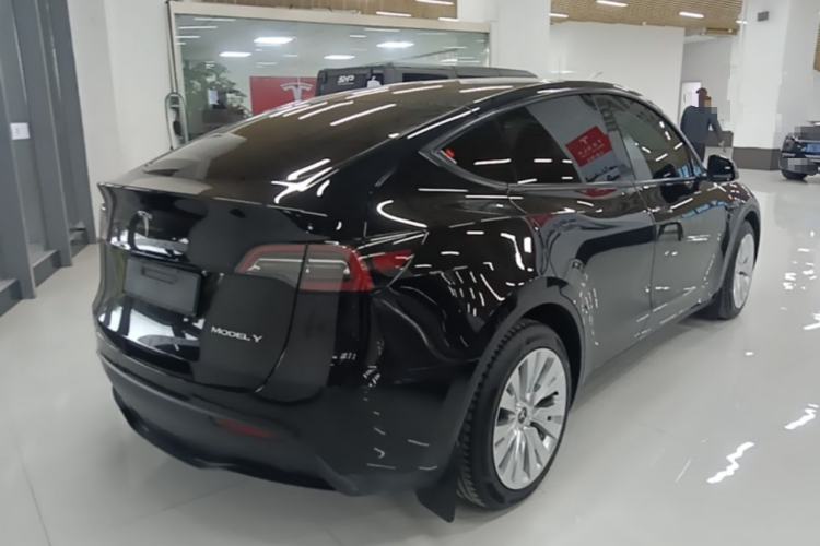 Used Tesla Model Y 2023 Long-Range All-Wheel-Drive Version Rear Right 45 Deg