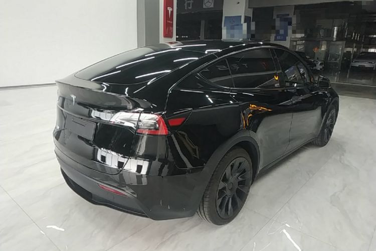 Used Tesla Model Y 2023 Rear-Wheel-Drive Version Rear Right 45 Deg