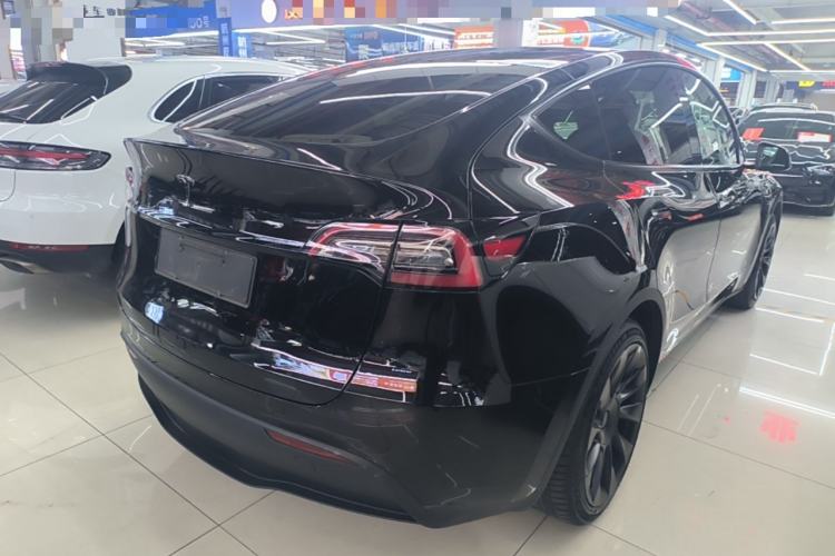 Used Tesla Model Y 2023 Rear-Wheel-Drive Version Rear Right 45 Deg