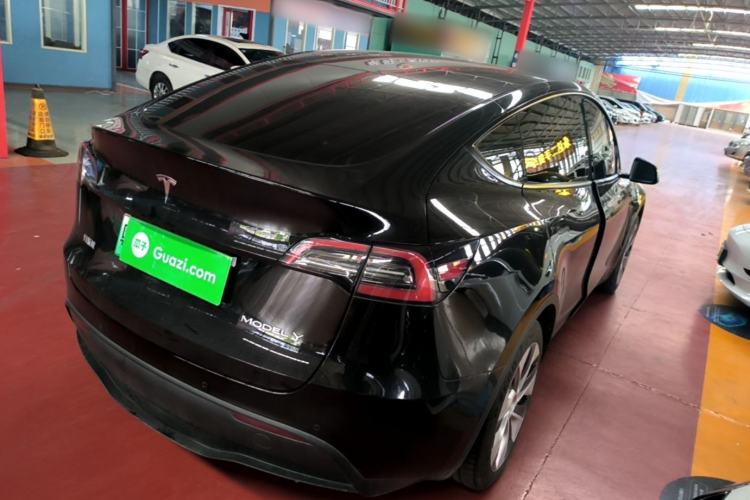 Used Tesla Model Y 2023 Rear-Wheel-Drive Version Rear Right 45 Deg