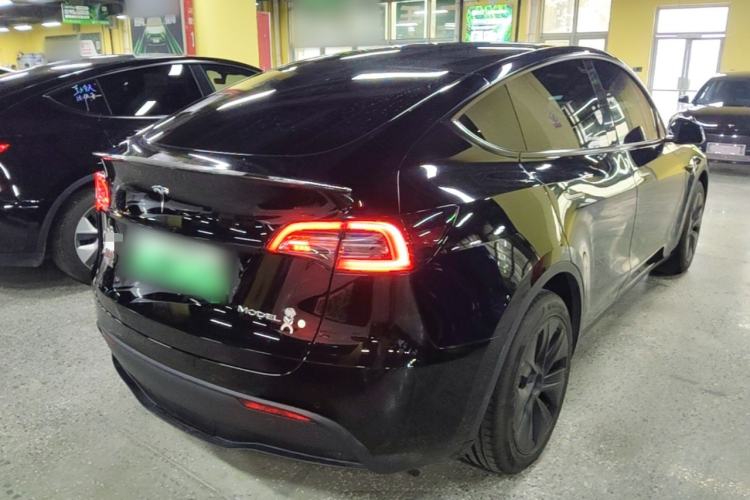 Used Tesla Model Y 2023 Long-Range All-Wheel-Drive Version Rear Right 45 Deg