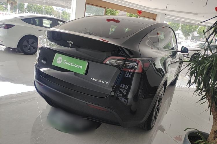 Used Tesla Model Y 2023 Rear-Wheel-Drive Version Rear Right 45 Deg