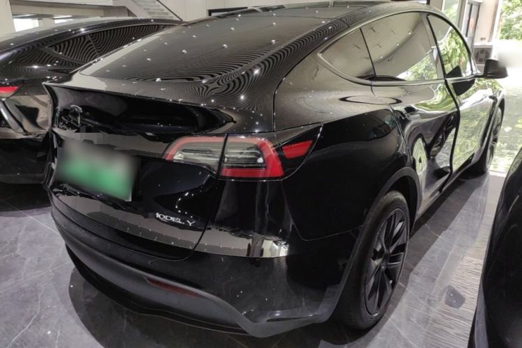 Used Tesla Model Y 2023 Rear-Wheel-Drive Version Rear Right 45 Deg
