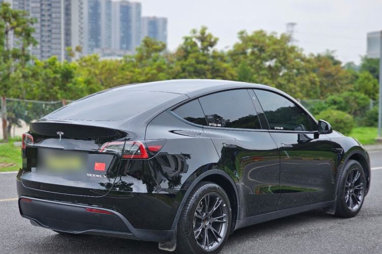 Used Tesla Model Y 2023 Rear-Wheel-Drive Version Rear Right 45 Deg