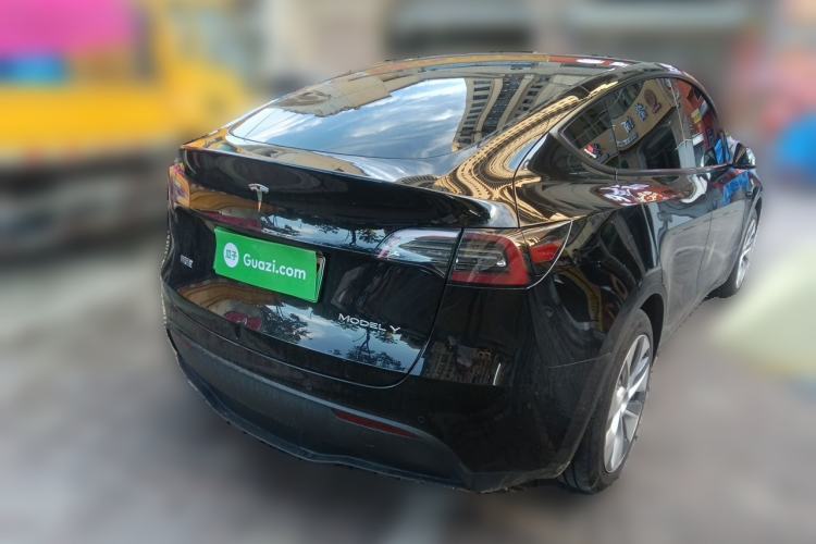 Used Tesla Model Y 2023 Rear-Wheel-Drive Version Rear Right 45 Deg