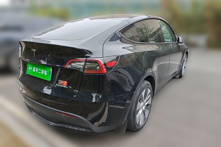 Used Tesla Model Y 2023 Long-Range All-Wheel-Drive Version Rear Right 45 Deg