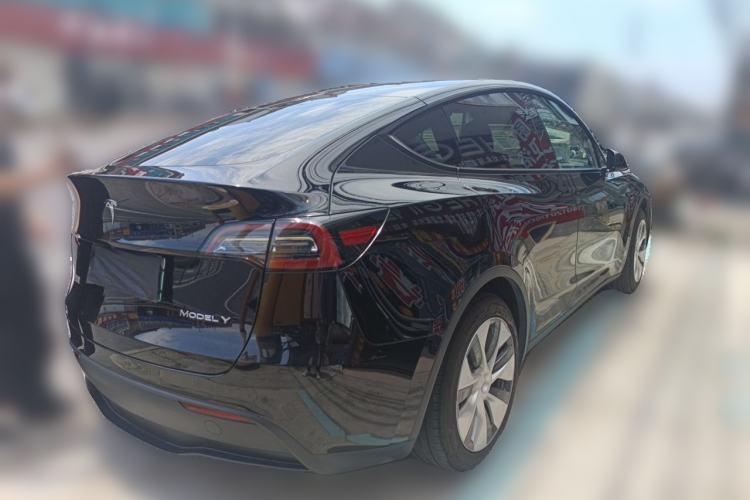 Used Tesla Model Y 2023 Rear-Wheel-Drive Version Rear Right 45 Deg