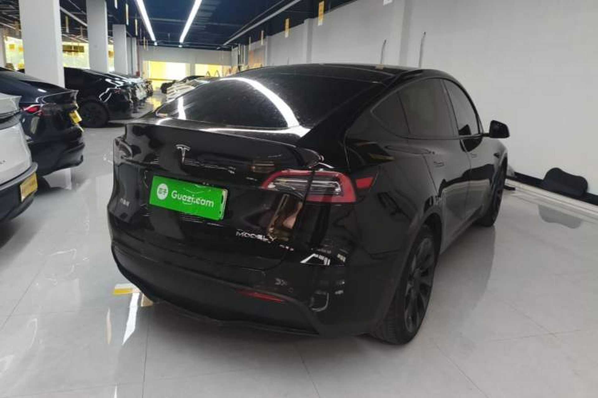 Used Tesla Model Y 2023 Rear-Wheel-Drive Version Rear Right 45 Deg