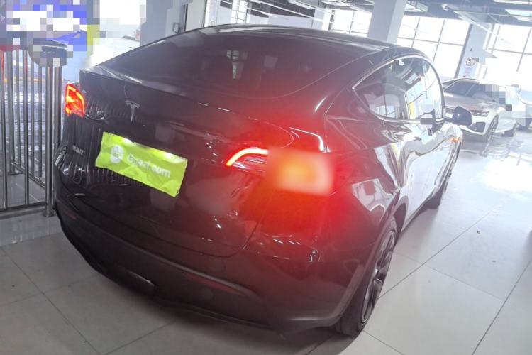 Used Tesla Model Y 2023 Rear-Wheel-Drive Version Rear Right 45 Deg
