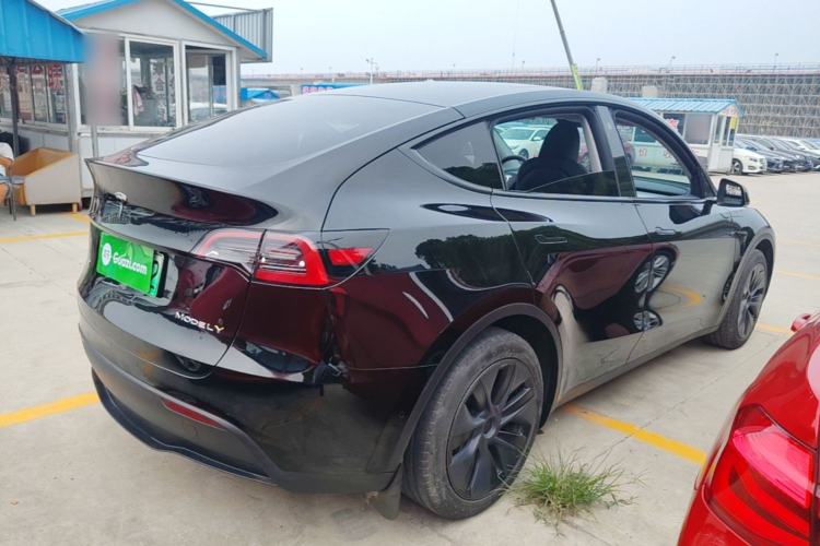 Used Tesla Model Y 2023 Rear-Wheel-Drive Version Rear Right 45 Deg