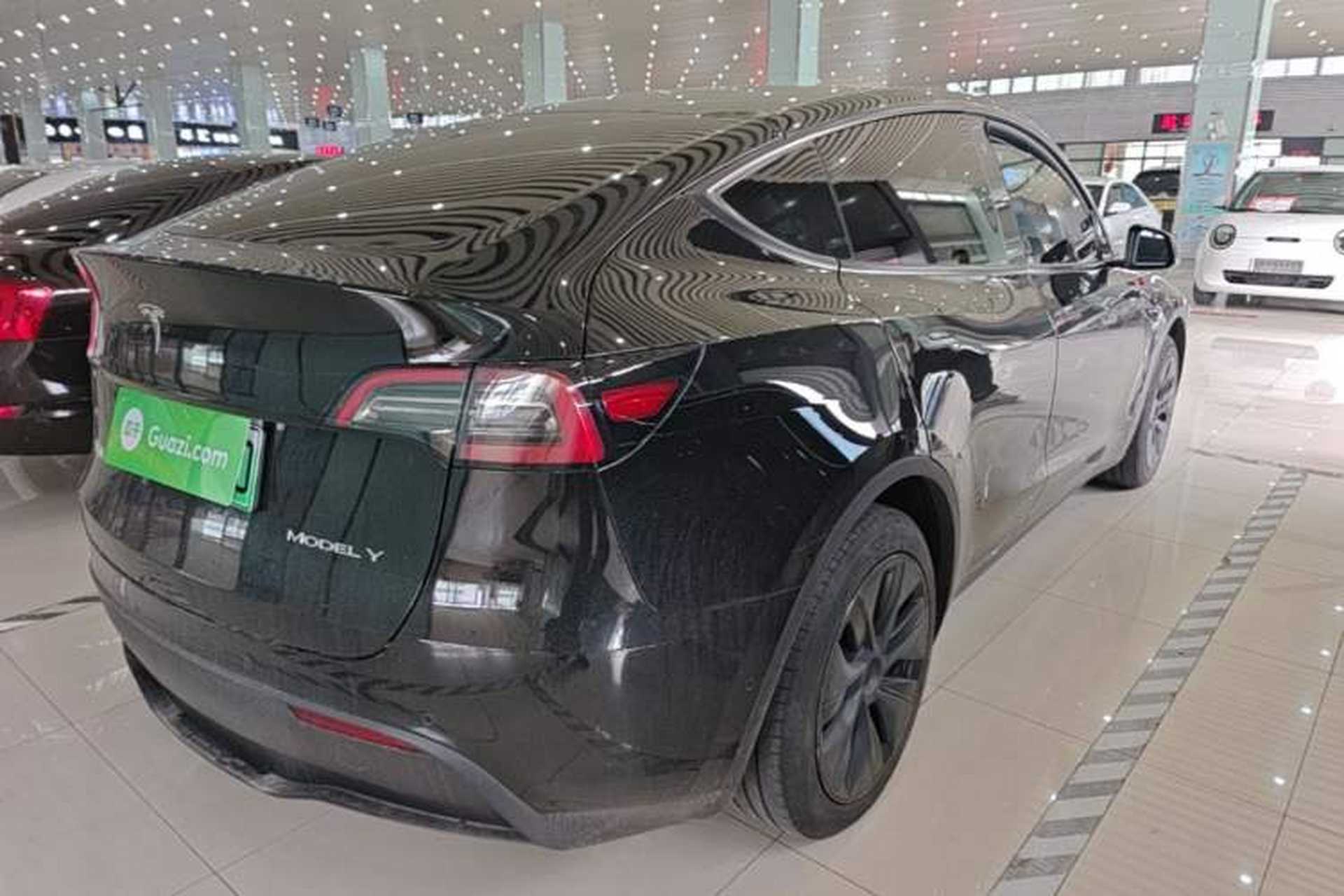 Used Tesla Model Y 2023 Rear-Wheel-Drive Version Rear Right 45 Deg