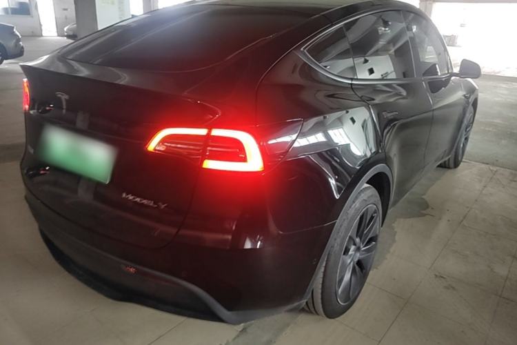 Used Tesla Model Y 2023 Rear-Wheel-Drive Version Rear Right 45 Deg