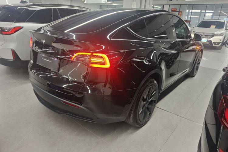 Used Tesla Model Y 2023 Long-Range All-Wheel-Drive Version Rear Right 45 Deg