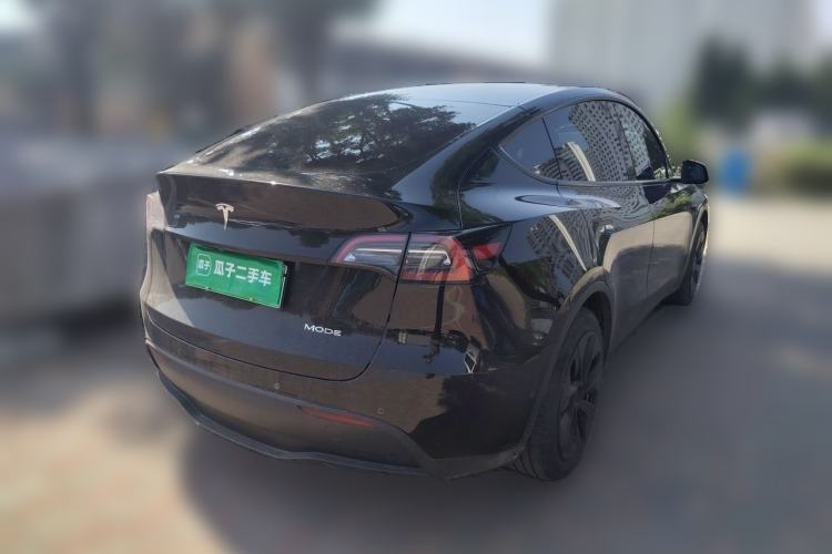 Used Tesla Model Y 2023 Rear-Wheel-Drive Version Rear Right 45 Deg