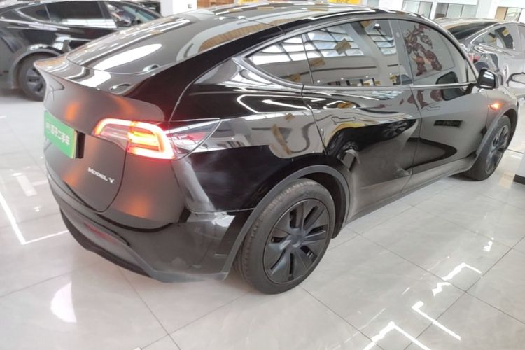 Used Tesla Model Y 2023 Rear-Wheel-Drive Version Rear Right 45 Deg