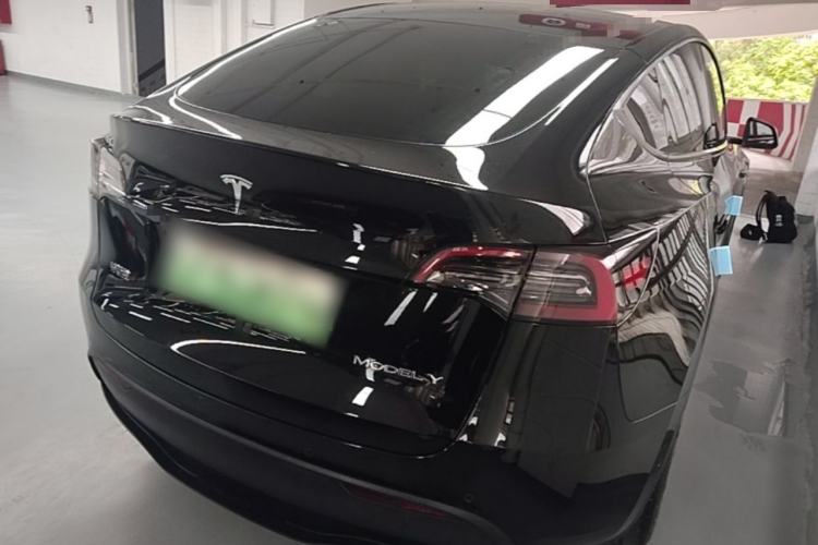 Used Tesla Model Y 2023 Rear-Wheel-Drive Version Rear Right 45 Deg