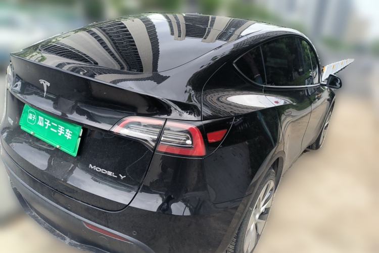 Used Tesla Model Y 2023 Long-Range All-Wheel-Drive Version Rear Right 45 Deg