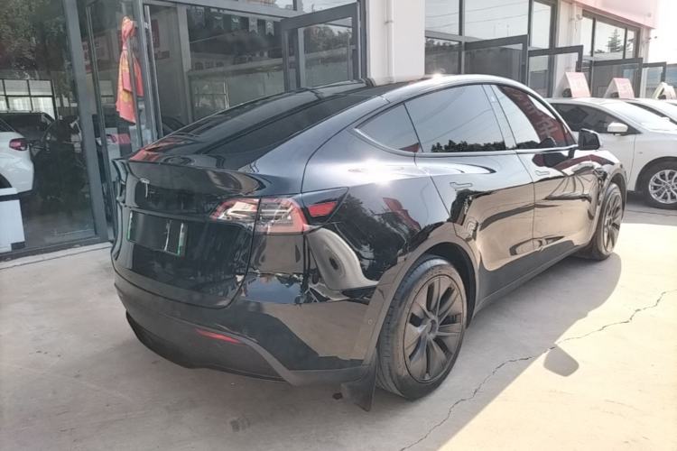 Used Tesla Model Y 2023 Rear-Wheel-Drive Version Rear Right 45 Deg