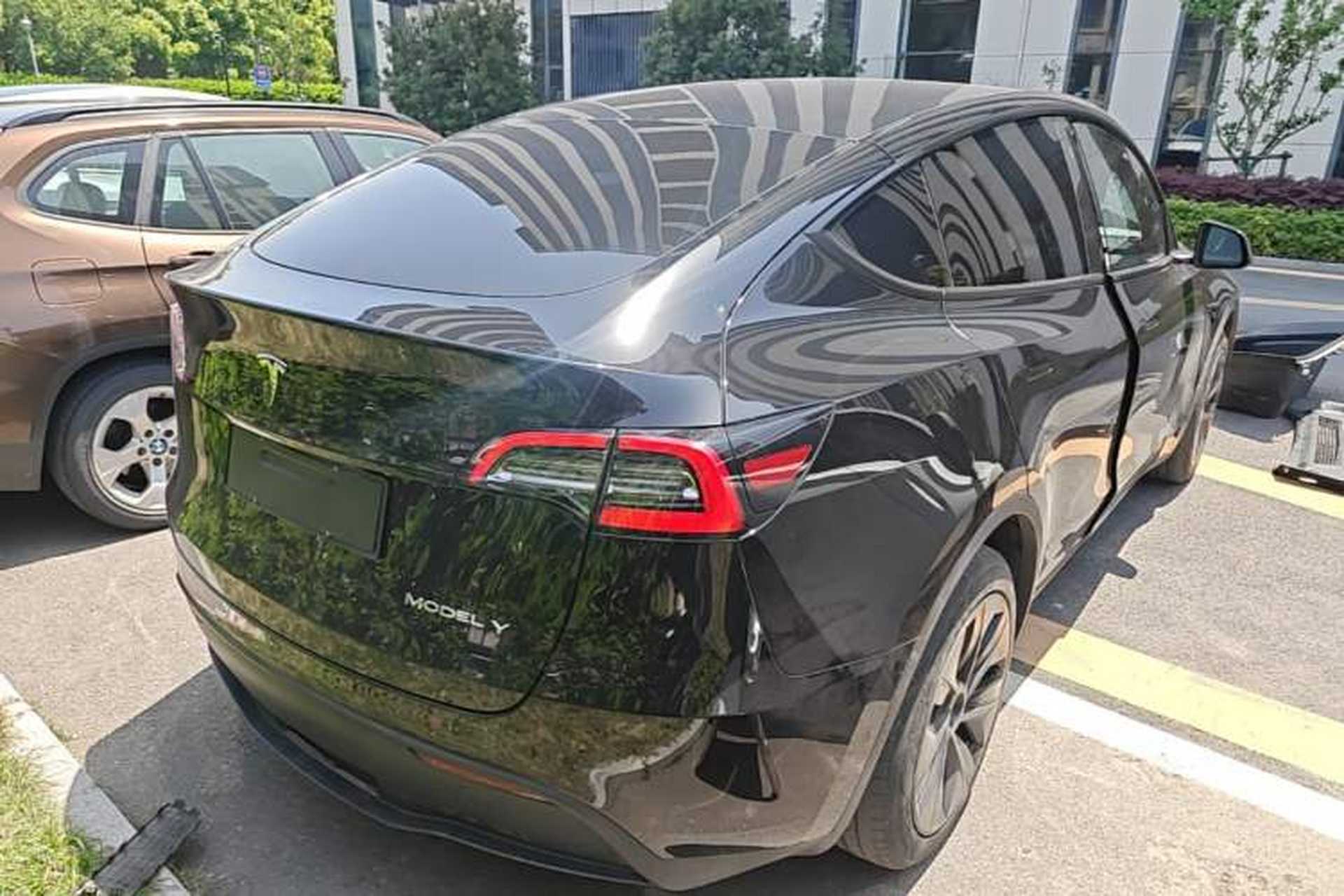 Used Tesla Model Y 2023 Rear-Wheel-Drive Version Rear Right 45 Deg