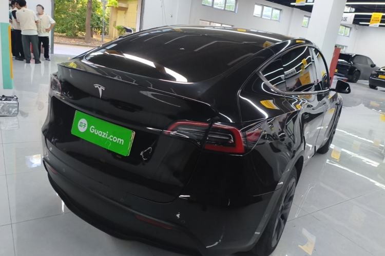Used Tesla Model Y 2023 Rear-Wheel-Drive Version Rear Right 45 Deg