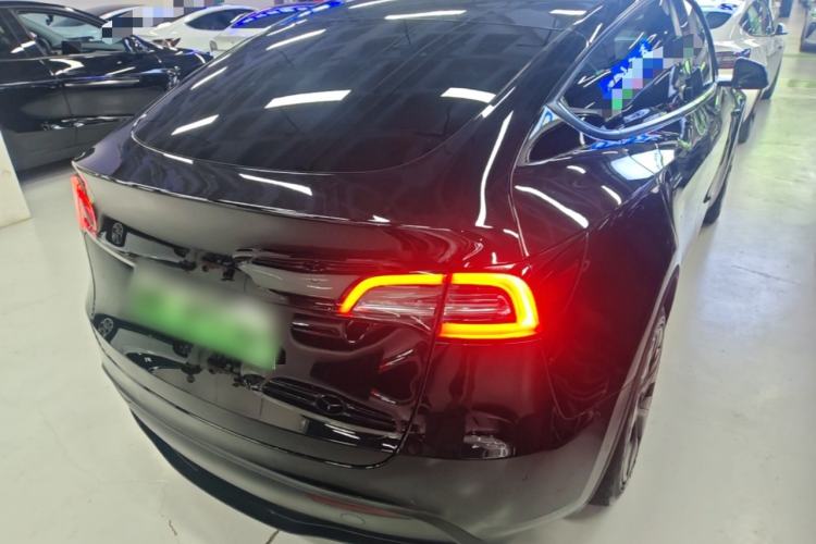 Used Tesla Model Y 2023 Rear-Wheel-Drive Version Rear Right 45 Deg