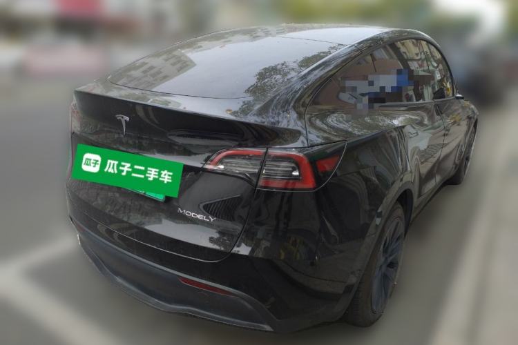 Used Tesla Model Y 2023 Rear-Wheel-Drive Version Rear Right 45 Deg