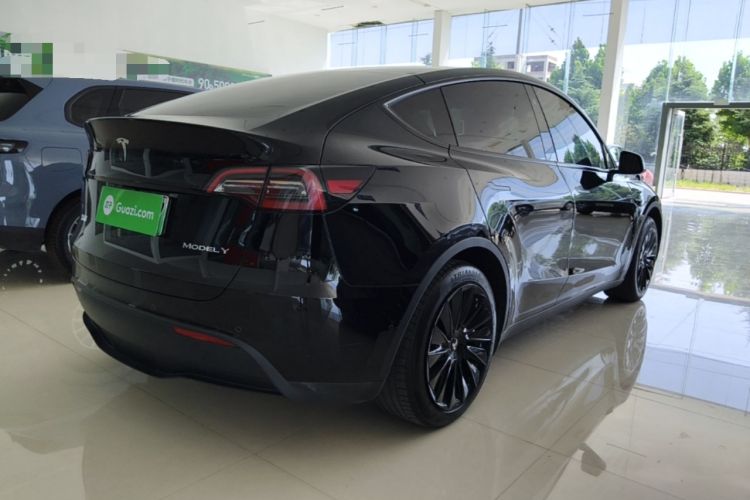 Used Tesla Model Y 2023 Rear-Wheel-Drive Version Rear Right 45 Deg