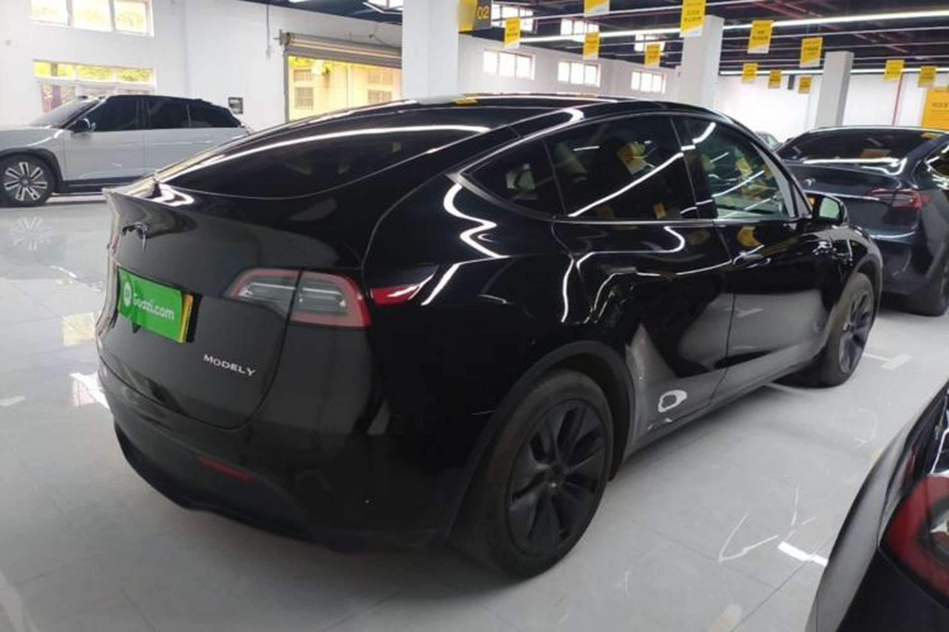 Used Tesla Model Y 2023 Rear-Wheel-Drive Version Rear Right 45 Deg
