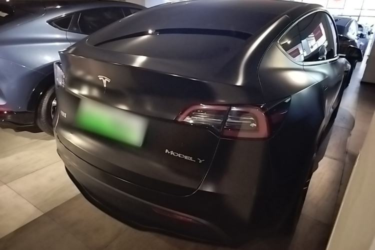 Used Tesla Model Y 2023 Rear-Wheel-Drive Version Rear Right 45 Deg