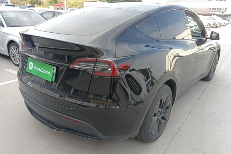 Used Tesla Model Y 2023 Rear-Wheel-Drive Version Rear Right 45 Deg