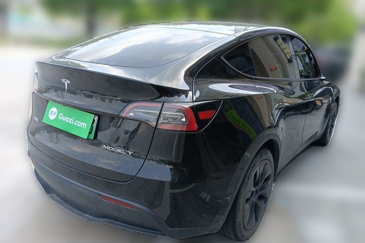Used Tesla Model Y 2023 Rear-Wheel-Drive Version Rear Right 45 Deg