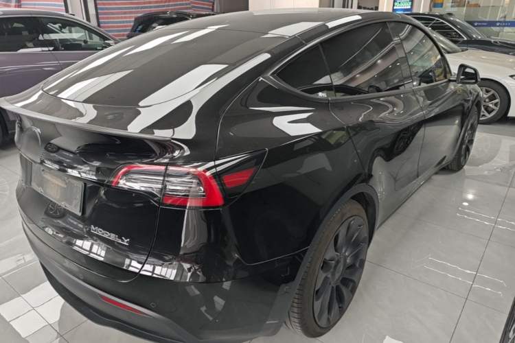 Used Tesla Model Y 2023 High-Performance All-Wheel-Drive Version Rear Right 45 Deg