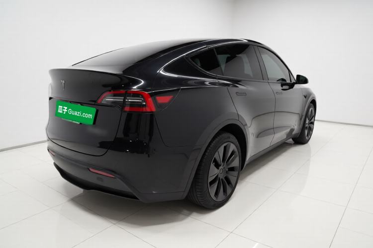 Used Tesla Model Y 2023 Rear-Wheel-Drive Version Rear Right 45 Deg