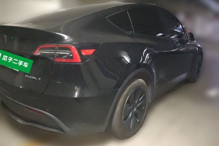 Used Tesla Model Y 2023 Rear-Wheel-Drive Version Rear Right 45 Deg