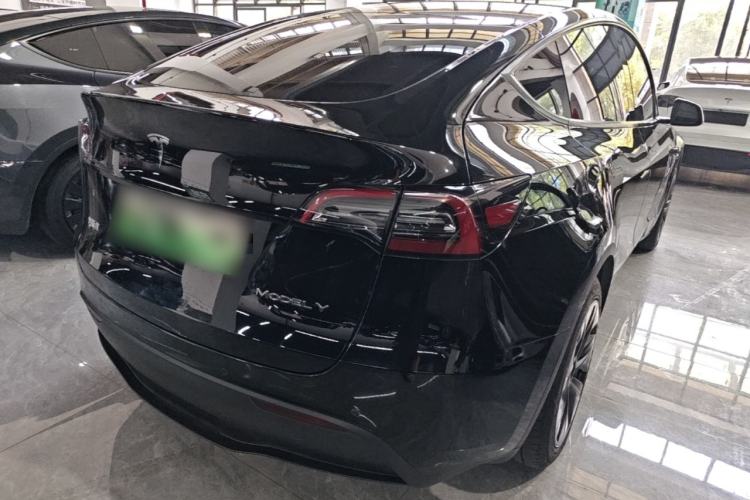 Used Tesla Model Y 2023 Rear-Wheel-Drive Version Rear Right 45 Deg