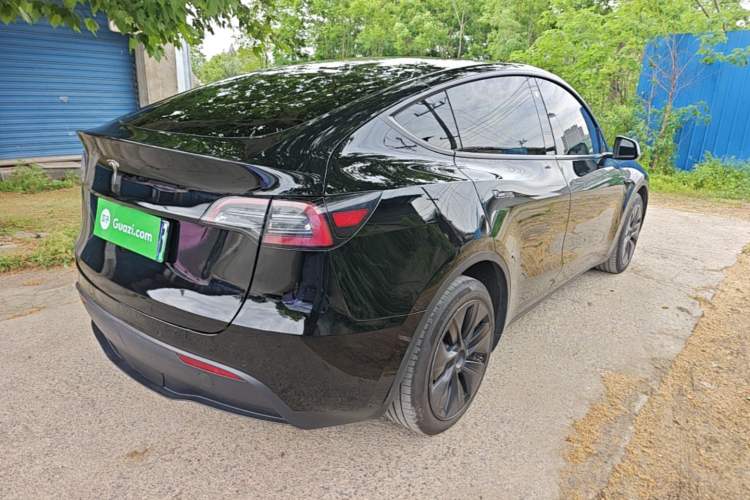 Used Tesla Model Y 2023 Rear-Wheel-Drive Version Rear Right 45 Deg