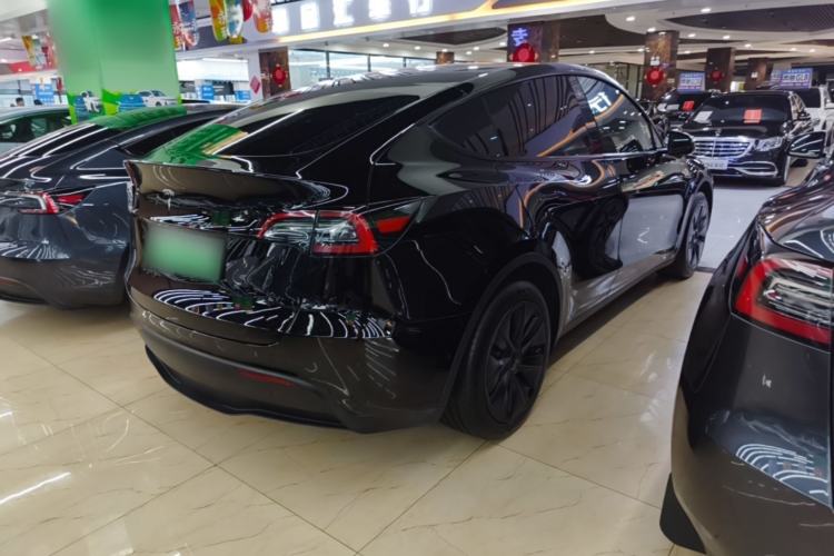 Used Tesla Model Y 2023 Rear-Wheel-Drive Version Rear Right 45 Deg