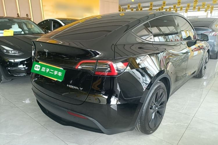 Used Tesla Model Y 2023 Rear-Wheel-Drive Version Rear Right 45 Deg