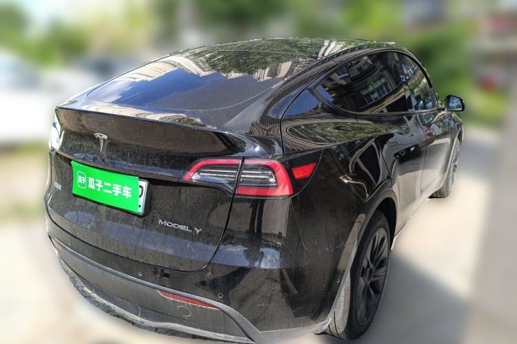Used Tesla Model Y 2023 Rear-Wheel-Drive Version Rear Right 45 Deg