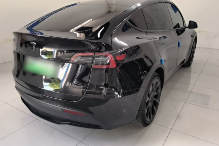 Used Tesla Model Y 2023 Rear-Wheel-Drive Version Rear Right 45 Deg