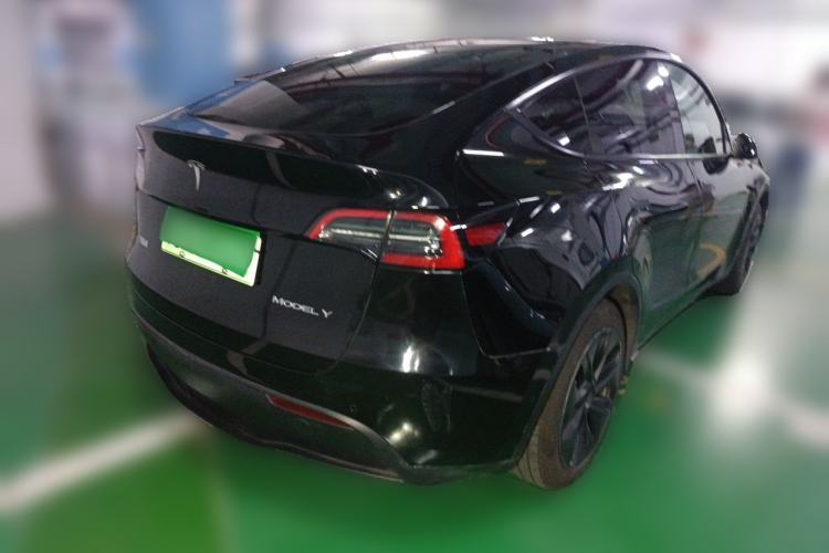 Used Tesla Model Y 2023 Rear-Wheel-Drive Version Rear Right 45 Deg