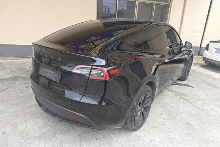 Used Tesla Model Y 2023 Rear-Wheel-Drive Version Rear Right 45 Deg